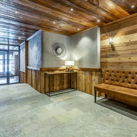 Studio Val-d'isere, 1 Piece, 4 Personnes - Fr-1-694-271 * Val-dʼIsère